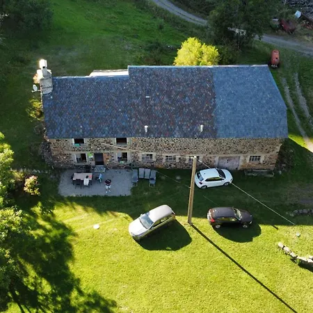 펜션 Maison Cosy 3 Chambres, Wifi, Cheminee, Parc 2700m², Proche Puy Mary - Fr-1-742-183