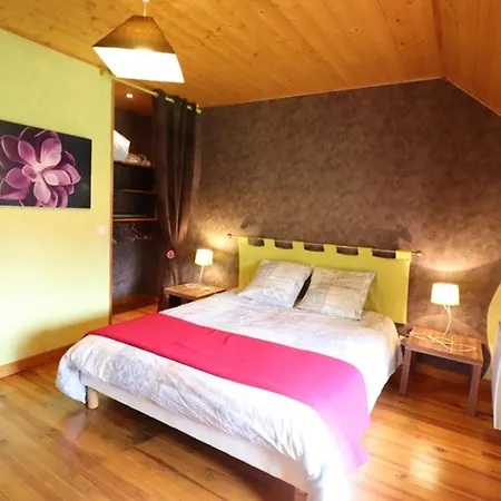 Maison Cosy 3 Chambres, Wifi, Cheminee, Parc 2700m², Proche Puy Mary - Fr-1-742-183 펜션 Saint-Hippolyte (Cantal)